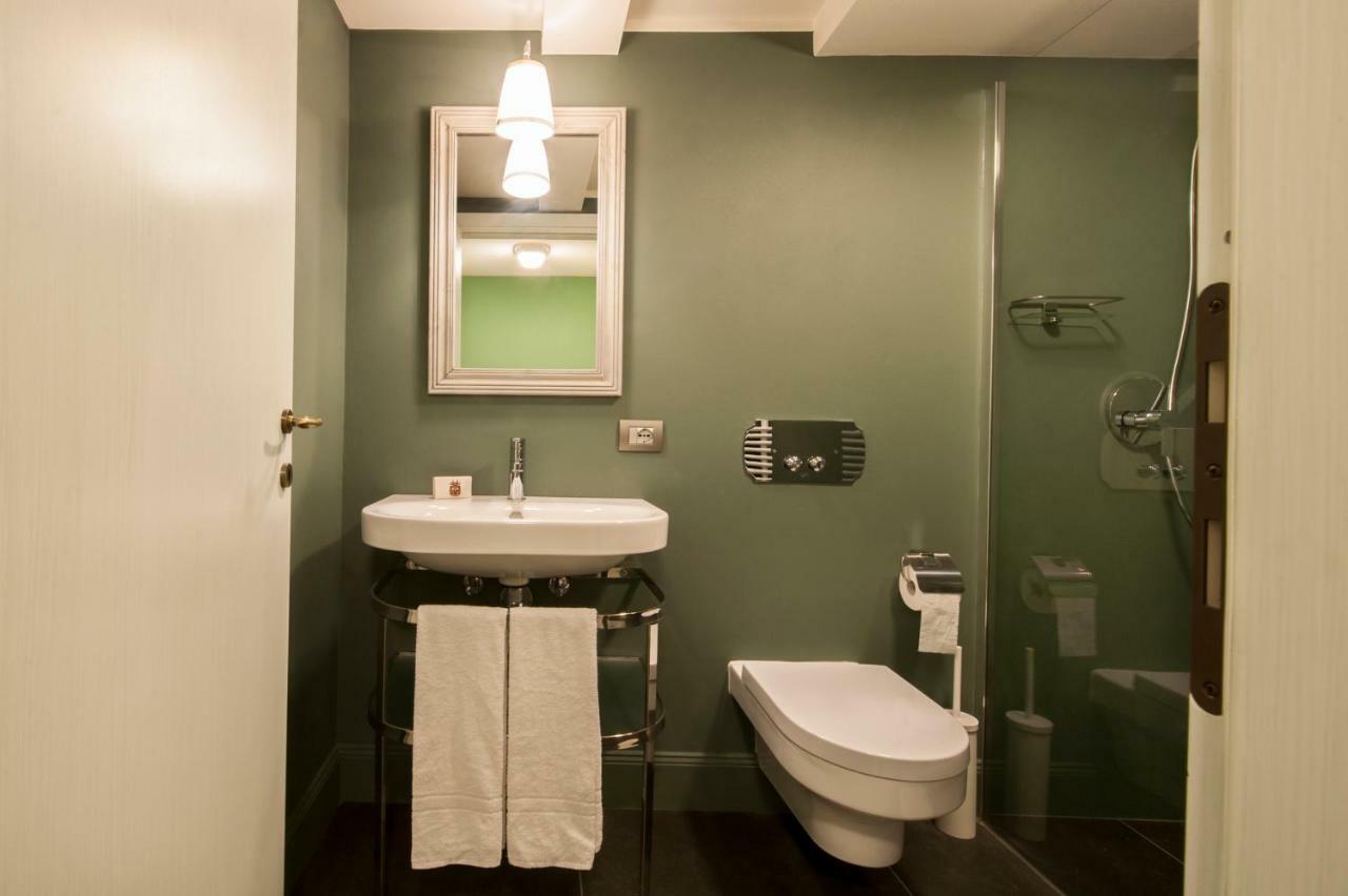 Isola Bella Apartments - Via Villa 9 ストレーザ エクステリア 写真
